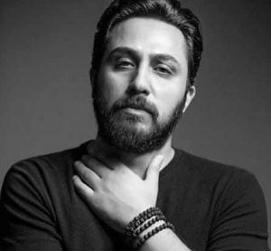 دانلود آهنگ روزبه بمانی باهاش کار دارم این روزا دانلود آهنگ روزبه بمانی باهاش کار دارم این روزا